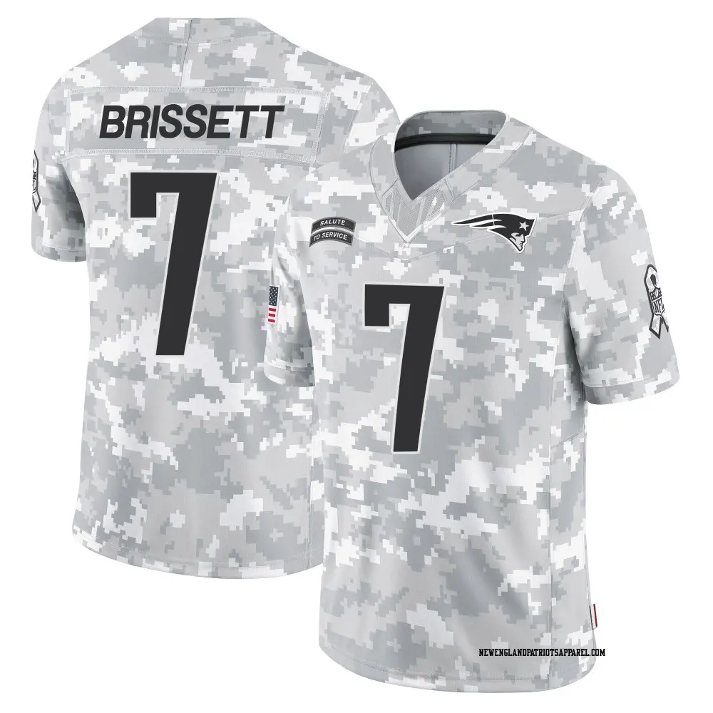 Patriots salute fashion to service jersey